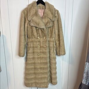 Vintage Tissavel France Bellini Tan Faux Fur Jacket small to Medium fit